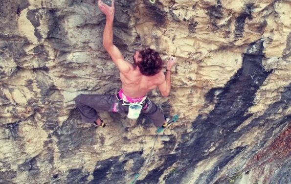 Loïc Zehani gelingt die Erstbegehung von "Chikane" (9b)
