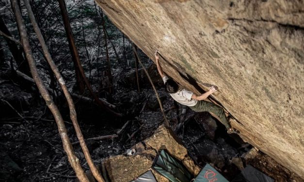 Toru Nakajima holt sich die dritte Begehung von "Epitaph" 8C(+)