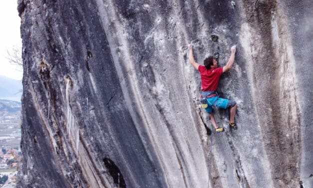 Stefano Ghisolfi holt sich die erste Wiederholung von "Bombardino" (9a+)