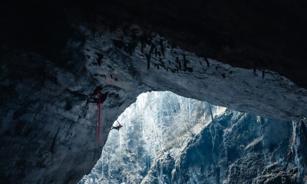 Adam Ondra klettert mit "Příklepový strop" (X+/8b+) die schwerste MSL-Route in der Tschechischen Republik