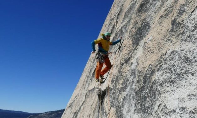 Tobias Wolf befreit "Karma"(5.13d) am Half Dome (Yosemite)