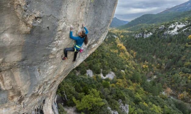Laura Rogora punktet mit „Supercrackinette“ und „La castagne“ zwei [9a+]