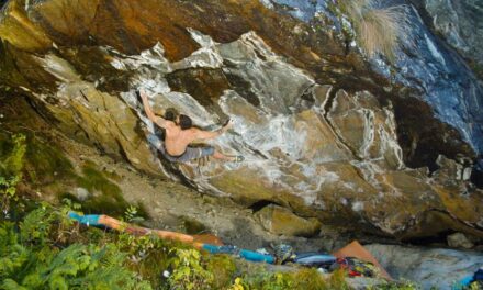 Elias Iagnemma klettert „Exodia” und schlägt [9A+] vor