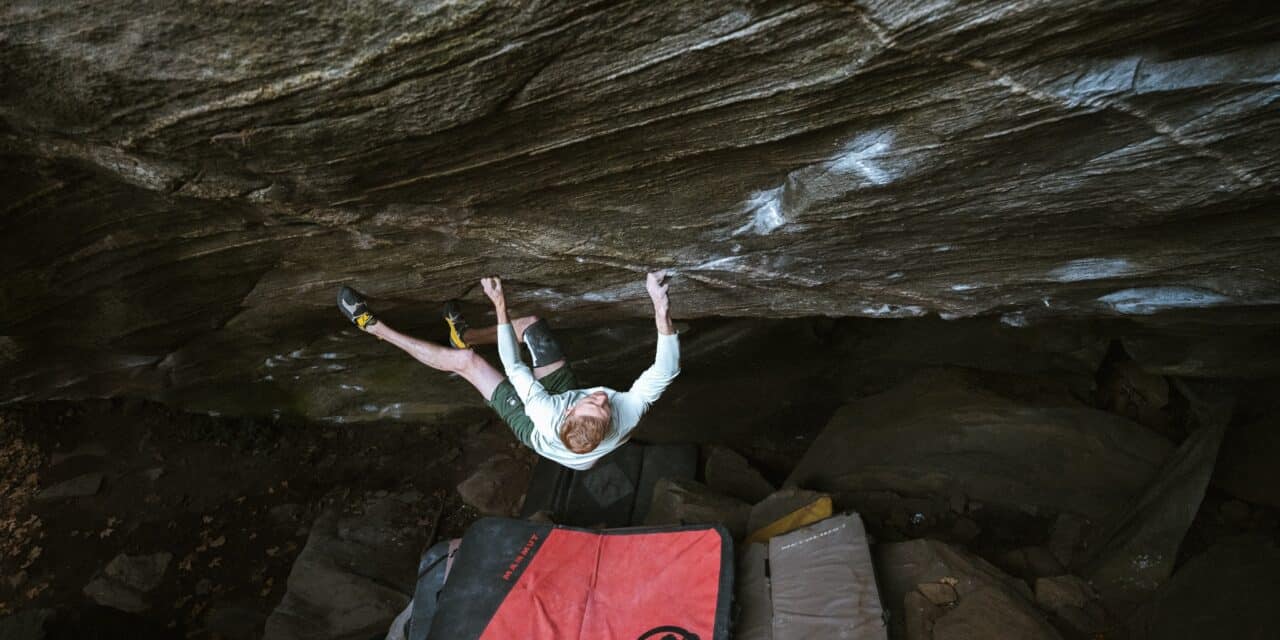 Jakob Schubert holt sich die erste Wiederholung von „Mount Doom“ (9A)