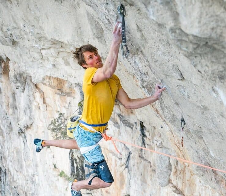 Alexander Megos wiederholt „Le Bruit de L’Acid“ (9b)