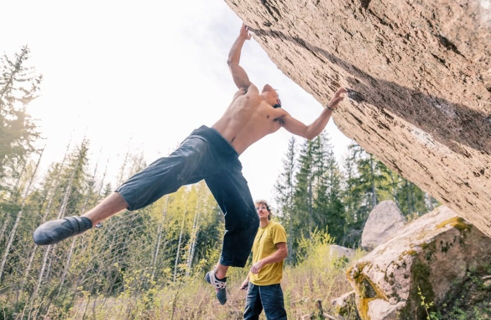 Noah Wheeler holt sich die 7. Begehung von „Burden of Dreams“ (9A)